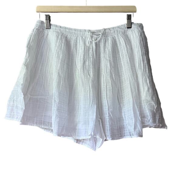NWT American Eagle Women's High Rise Pull-On Shorts Elastic Waist White Size M - Picture 1 of 11